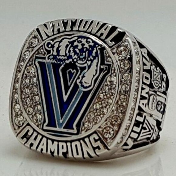Villanova Wildcats Championship Ring... Fast shipping from USA - Picture 1 of 4